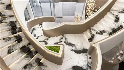 Dearadh Flooring Marmair Staighre